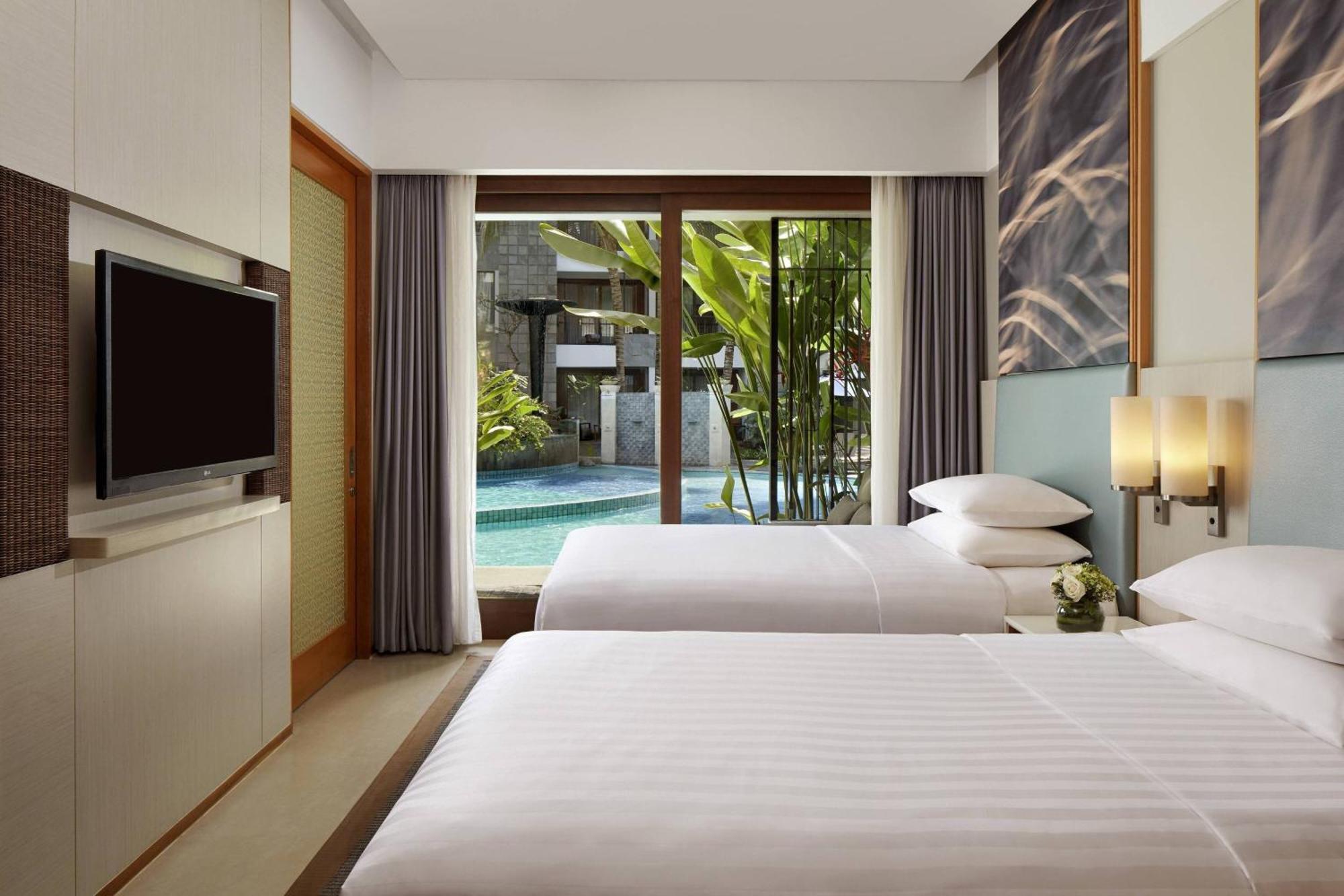 Courtyard By Marriott Bali Seminyak Resort Экстерьер фото