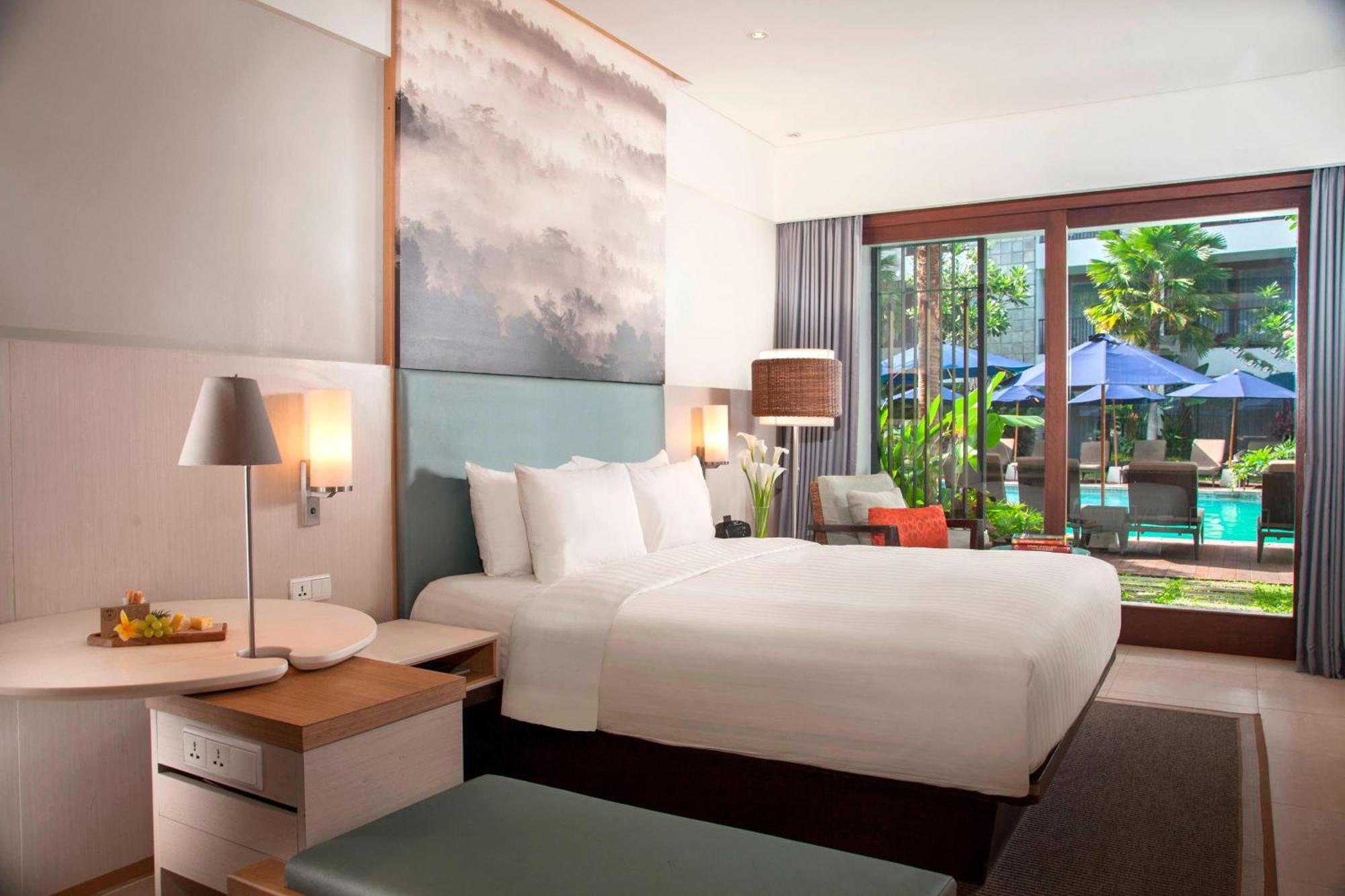 Courtyard By Marriott Bali Seminyak Resort Экстерьер фото