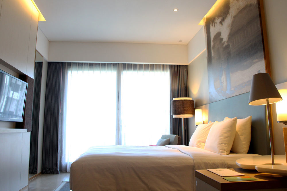 Courtyard By Marriott Bali Seminyak Resort Экстерьер фото Deluxe room